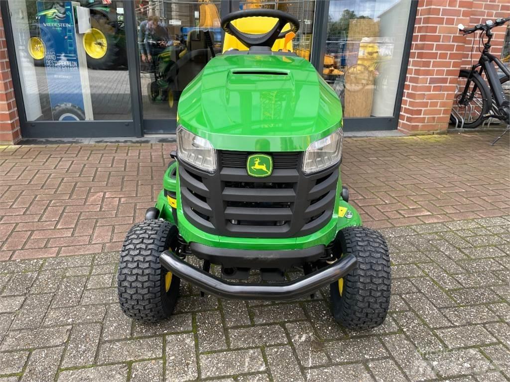 John Deere X167R 割草劑