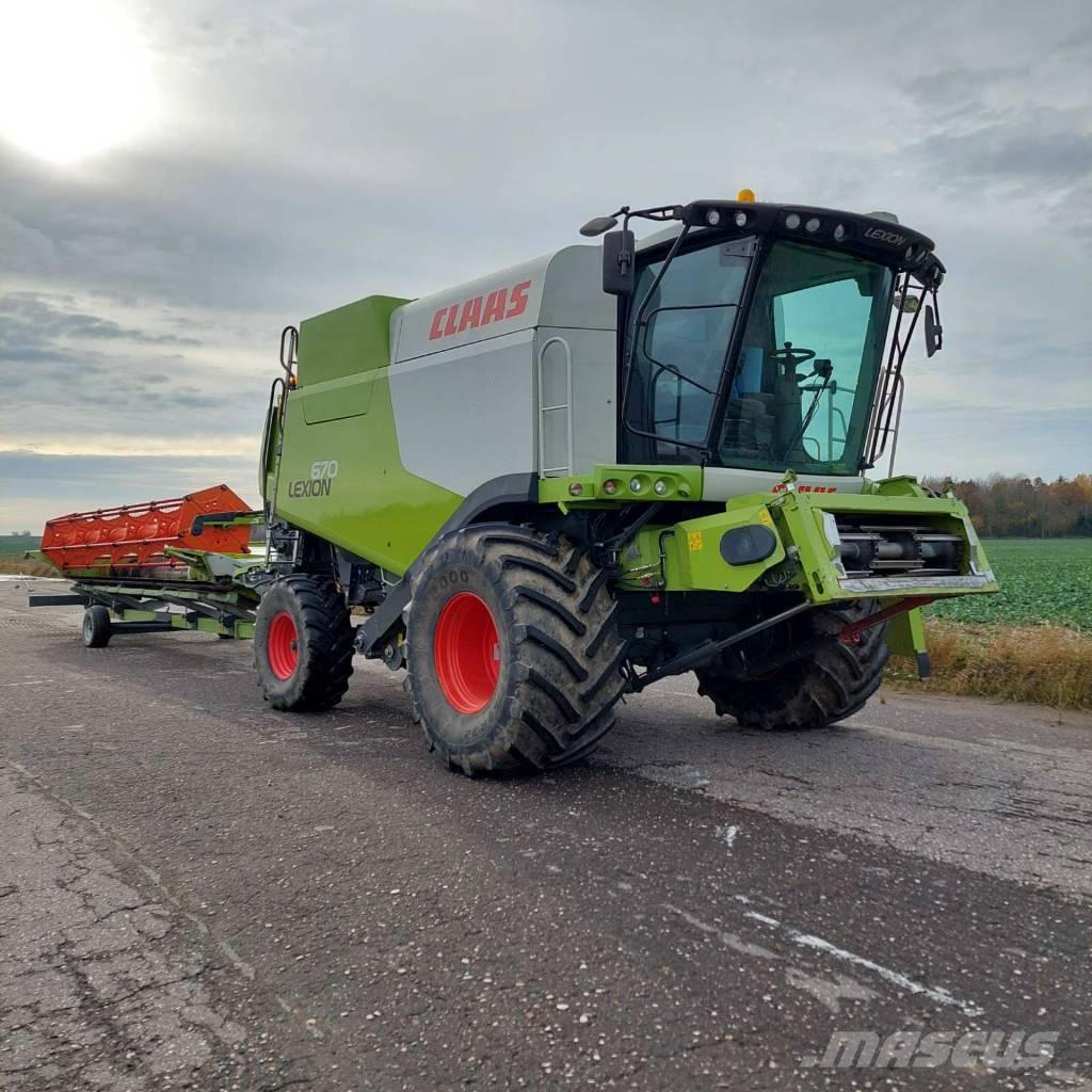 CLAAS Lexion 670 聯合收穫機