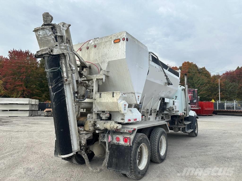 Freightliner 108 SD 其他貨車