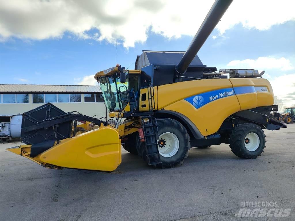 New Holland CX 8080 聯合收穫機