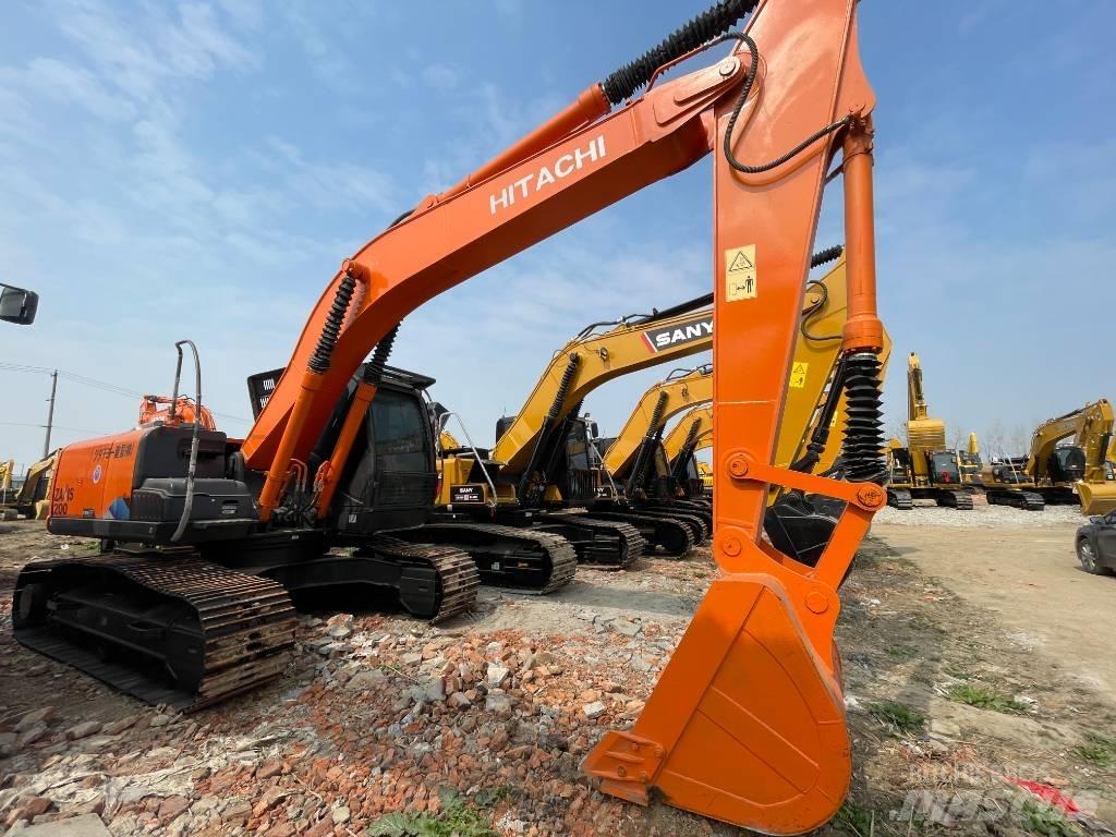 Hitachi ZX 200 履帶式 挖土機/掘鑿機/挖掘機