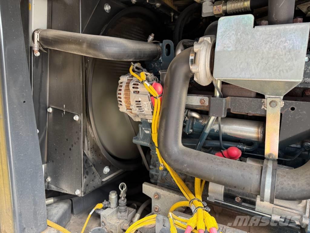 Bomag BW 174 AP-4V 雙輪滾壓機