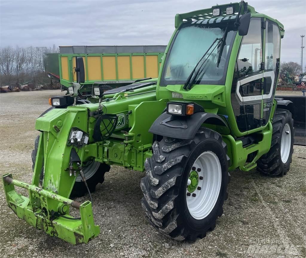 Merlo 42.7-140 農業用伸縮臂裝載機