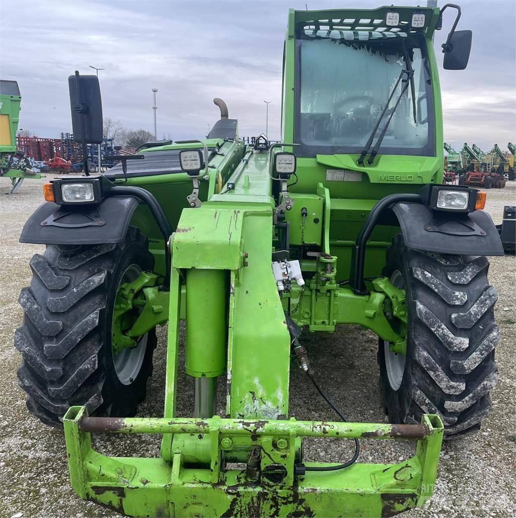 Merlo 42.7-140 農業用伸縮臂裝載機
