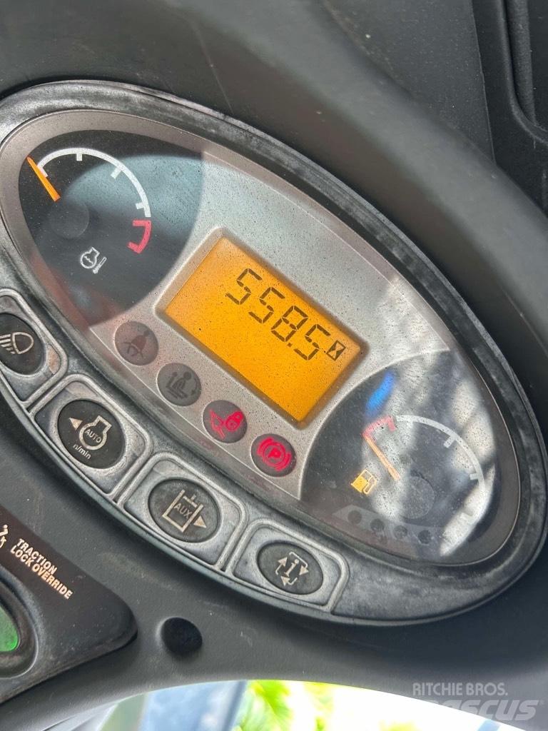 Bobcat S 570 滑移轉向裝載機