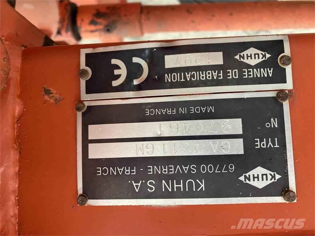 Kuhn GA 4311 GM 堆草機