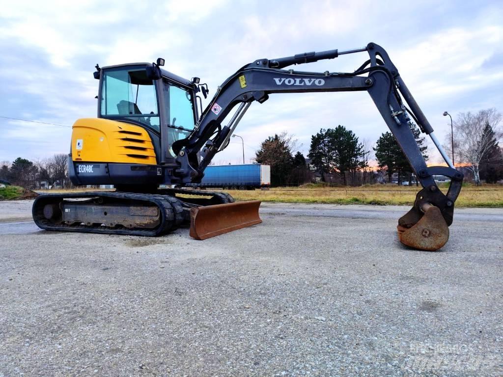 Volvo ECR 48 C 小型挖土機/掘鑿機<7t(小型挖掘機)