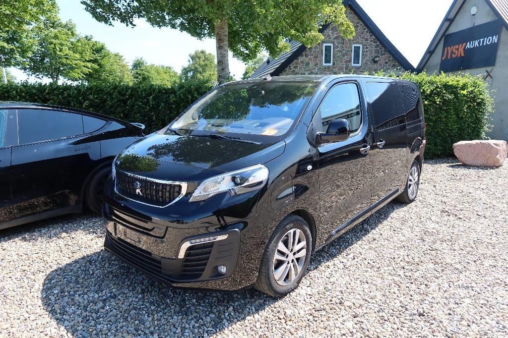Peugeot E-Traveller 汽車