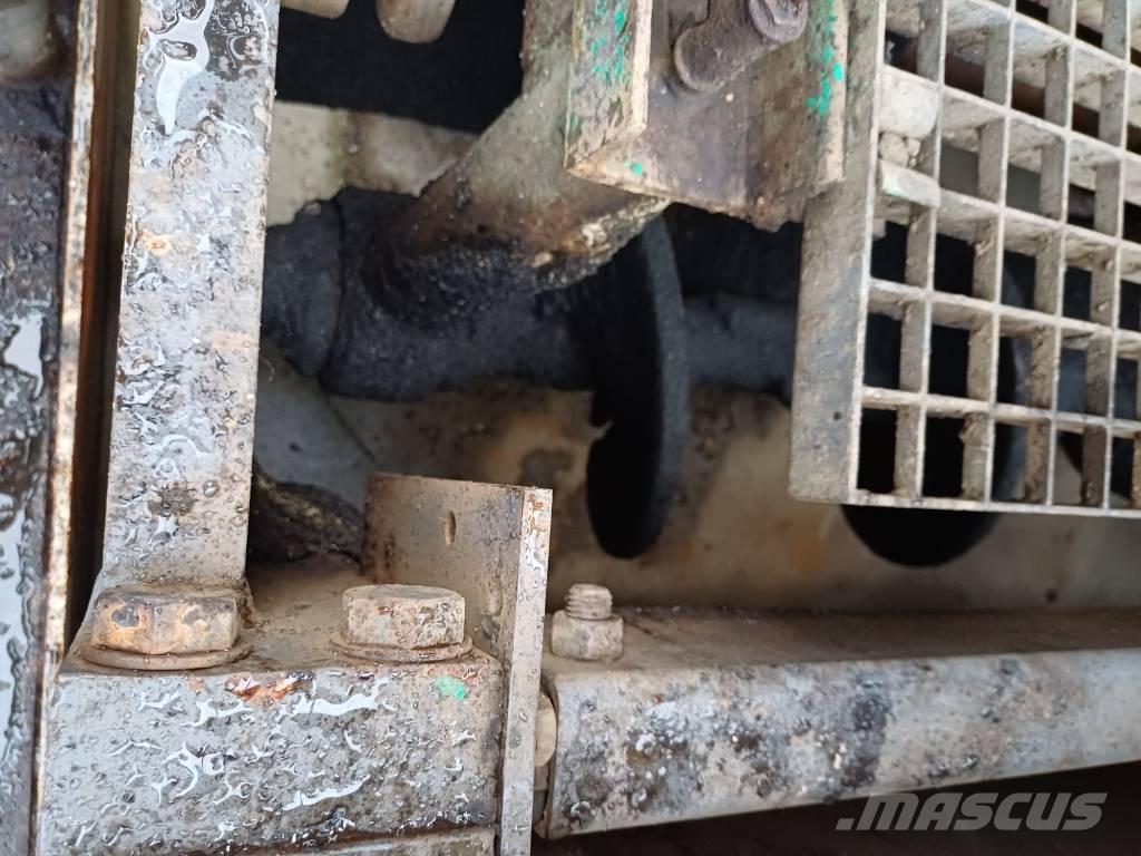 Vögele super 1302 瀝青攤舖機/鋪路機