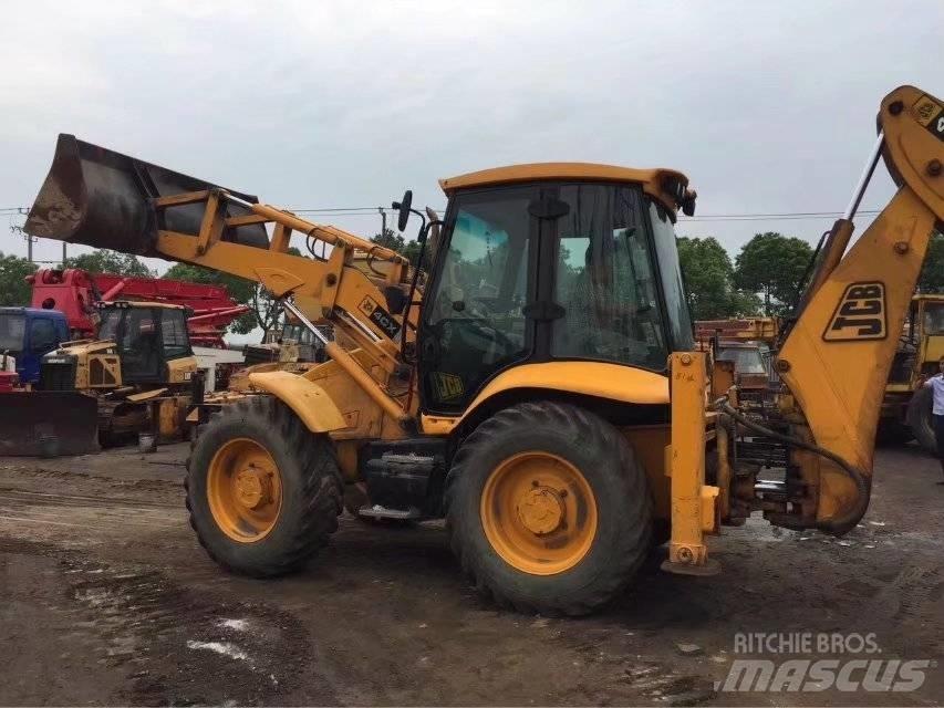 JCB 4CX 反鏟裝載機