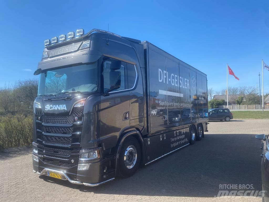 Scania S 520 貨箱式卡車