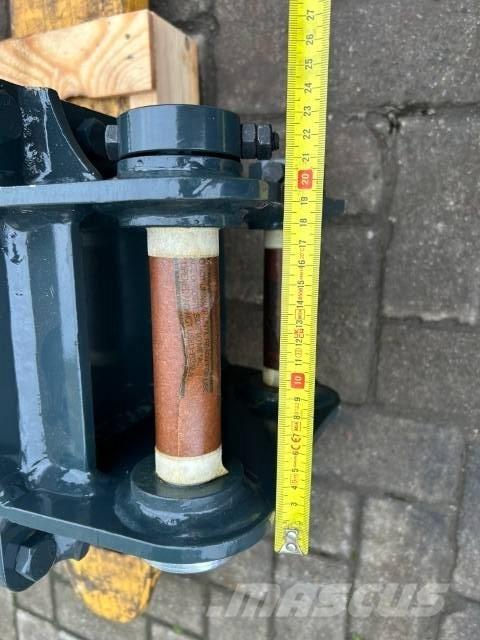 Hyundai HDB 20 鐵鎚/碎石機