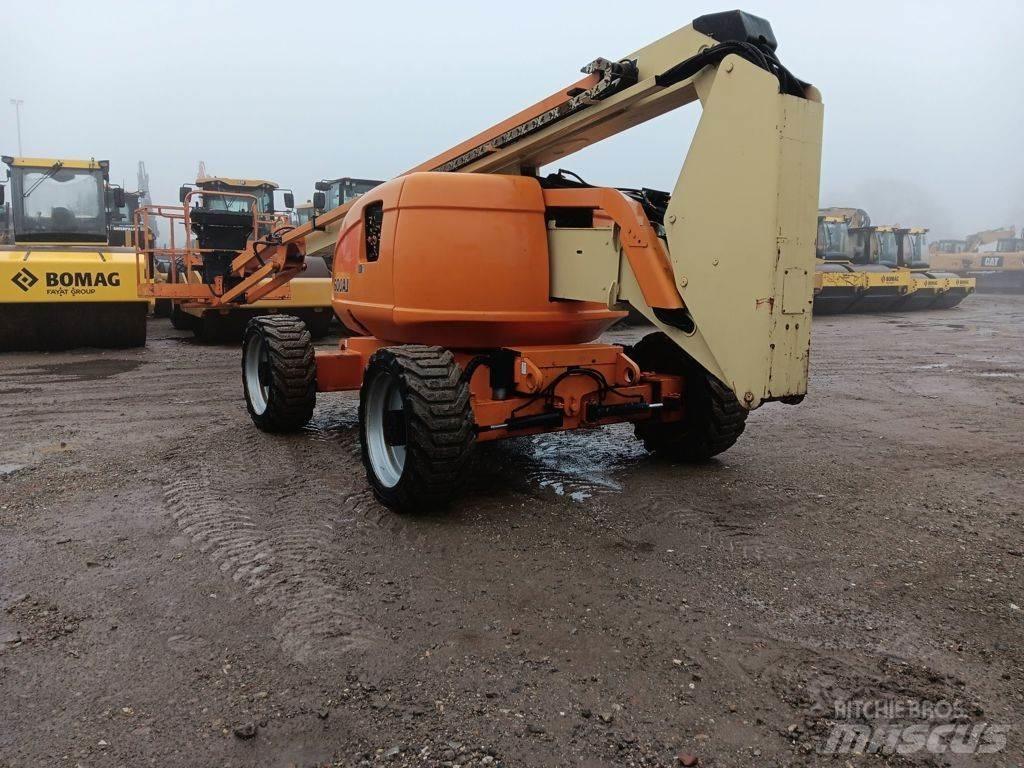 JLG 600AJ 曲臂高空作業車