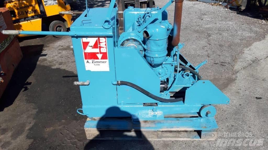 Hanix 32 HP 其他
