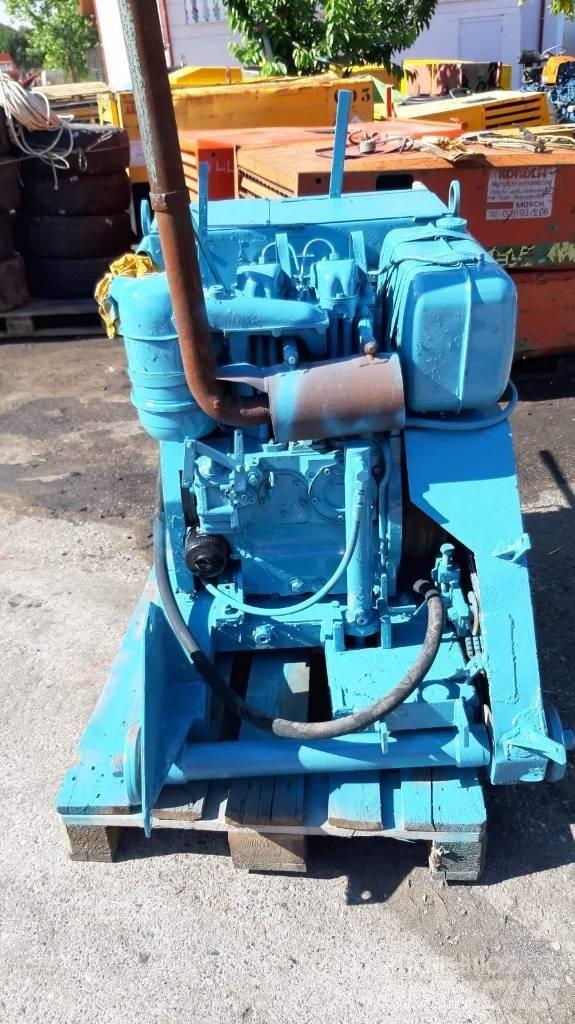 Hanix 32 HP 其他