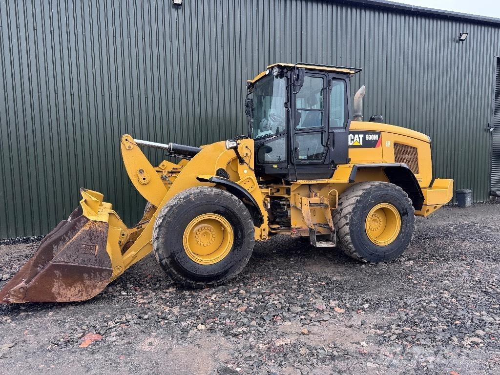 CAT 930 M 輪胎式裝載機