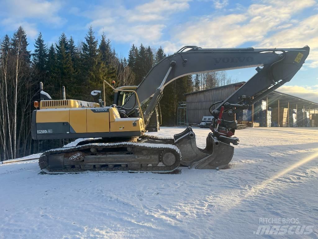 Volvo EC 250 D L 履帶式 挖土機/掘鑿機/挖掘機