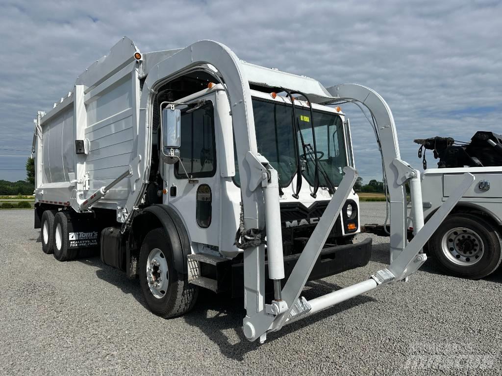 Mack MRU613 垃圾車