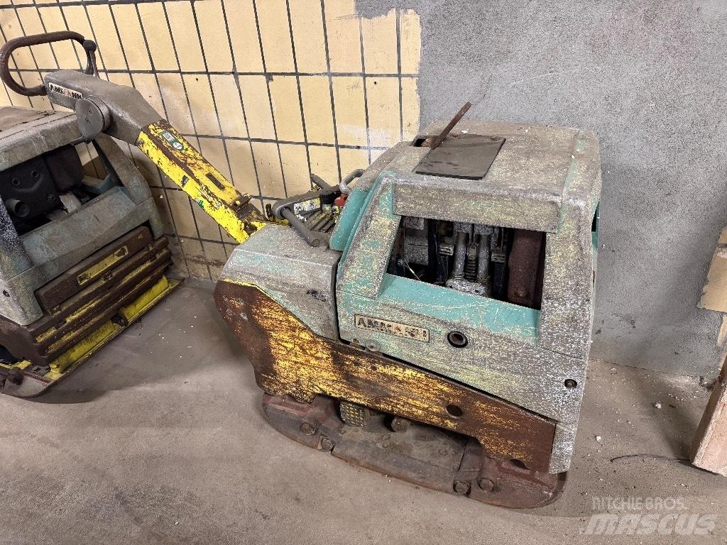 Ammann AVH 6030 夯實機(夯土機)