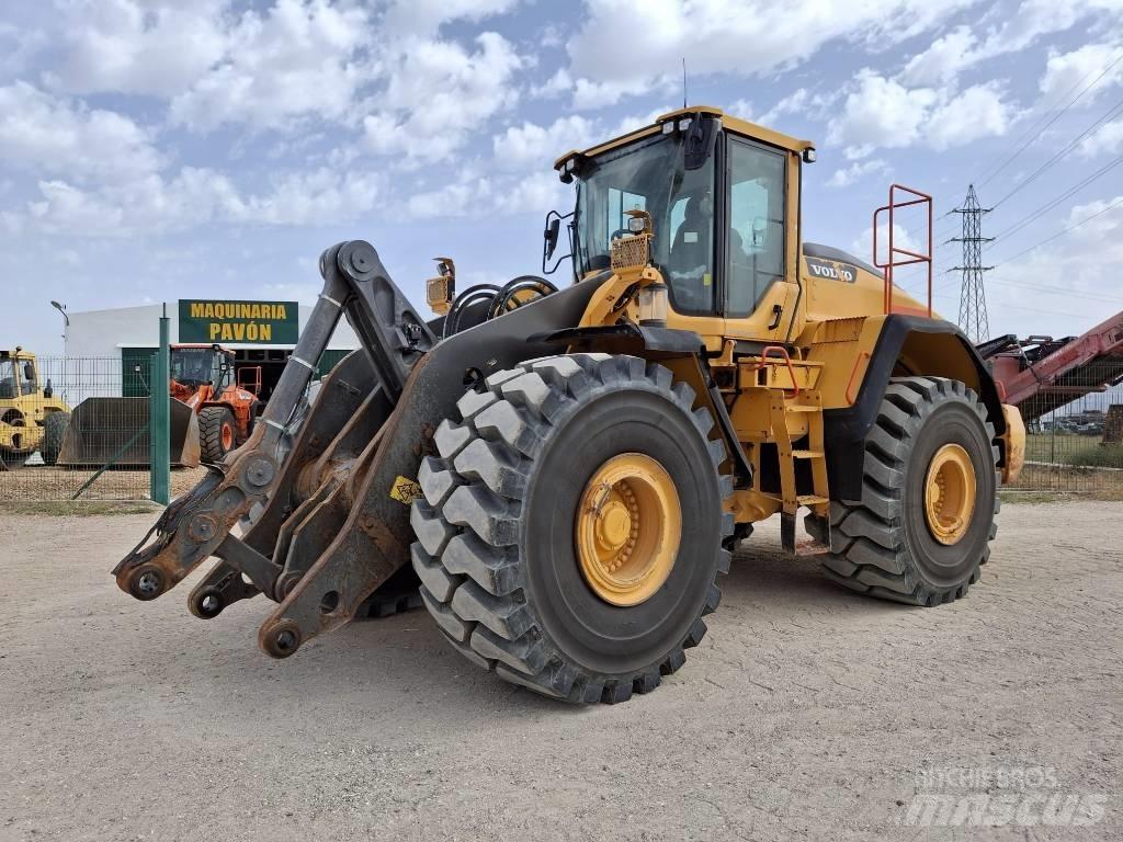 Volvo L 220 H 輪胎式裝載機