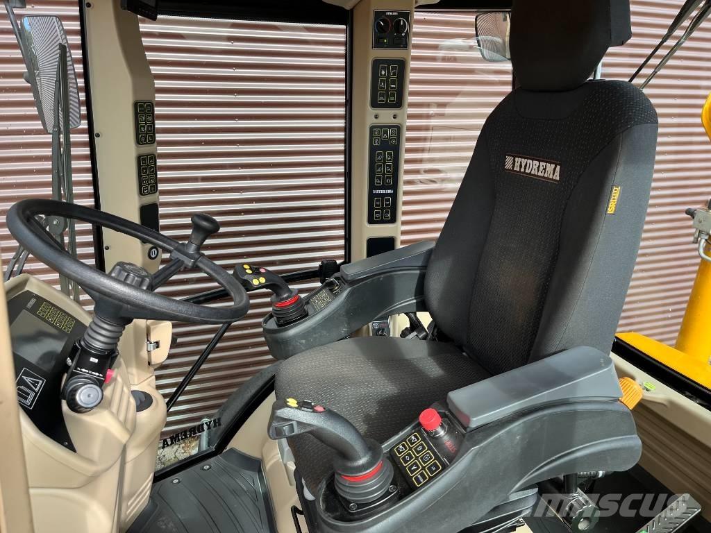 Hydrema 906F 反鏟裝載機