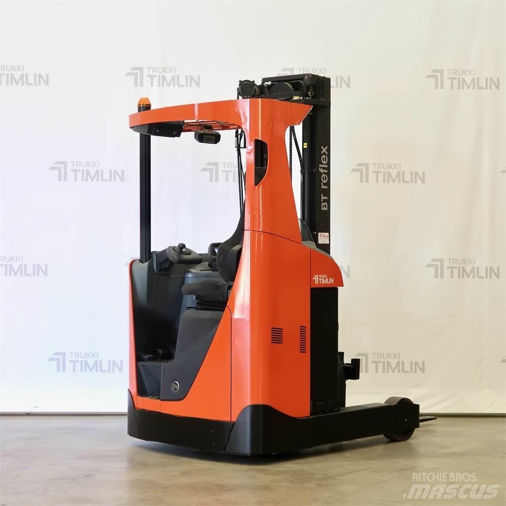 BT RRE140 電動堆高機