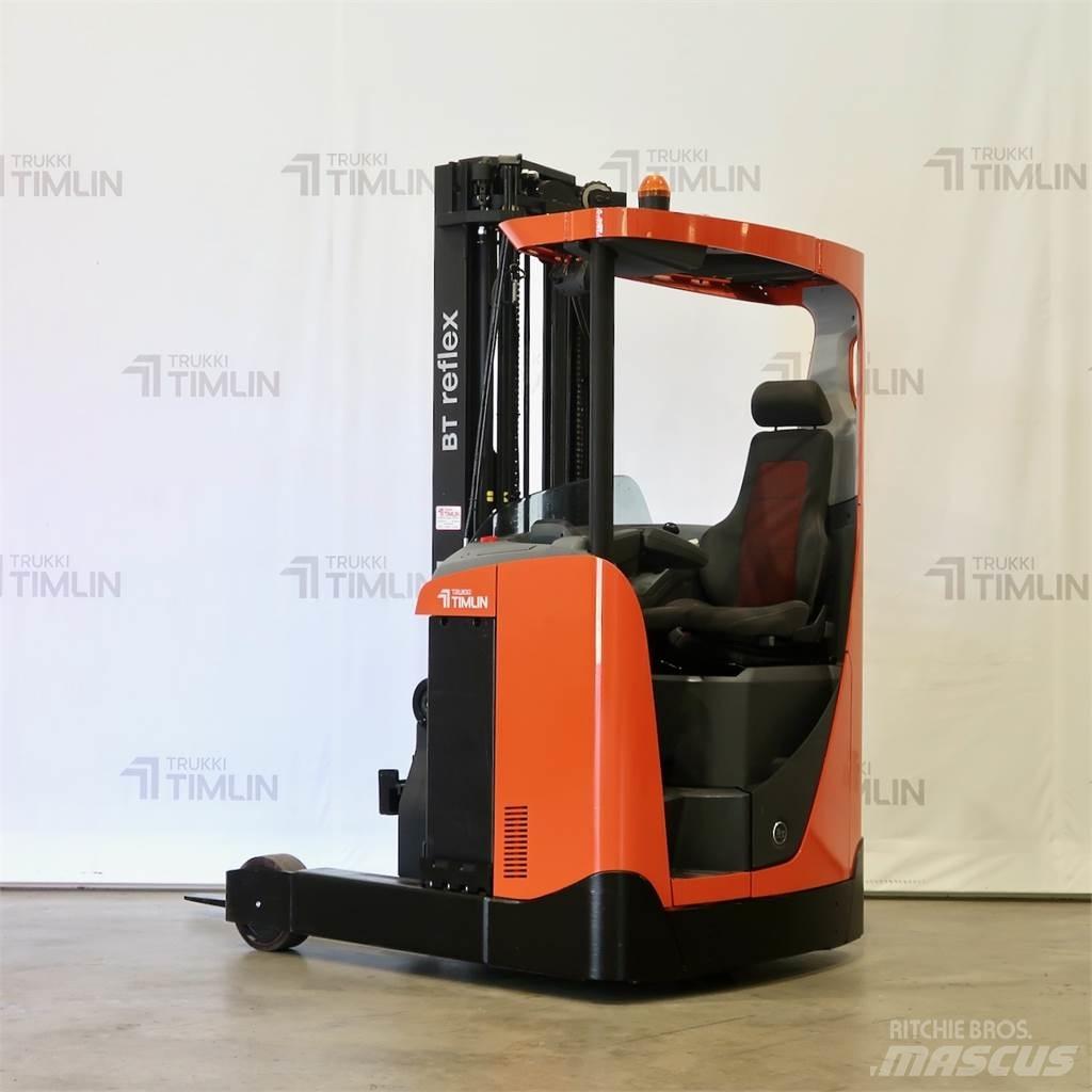 BT RRE140 電動堆高機