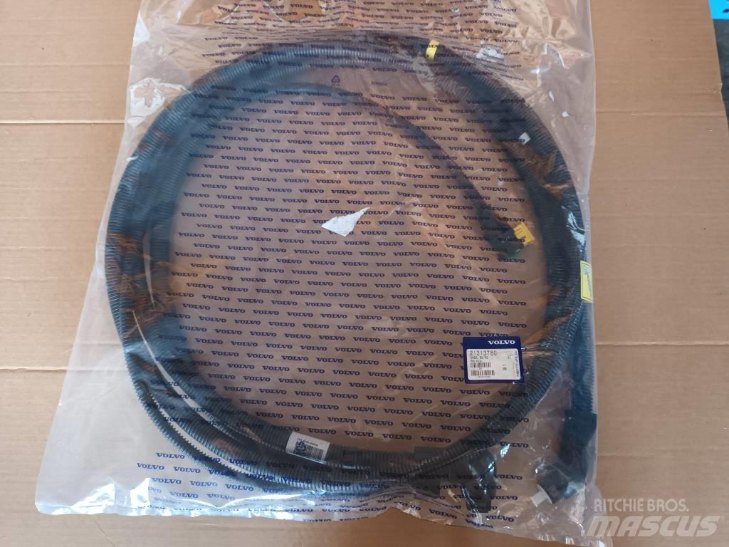 Volvo HOSE 21313780 油壓