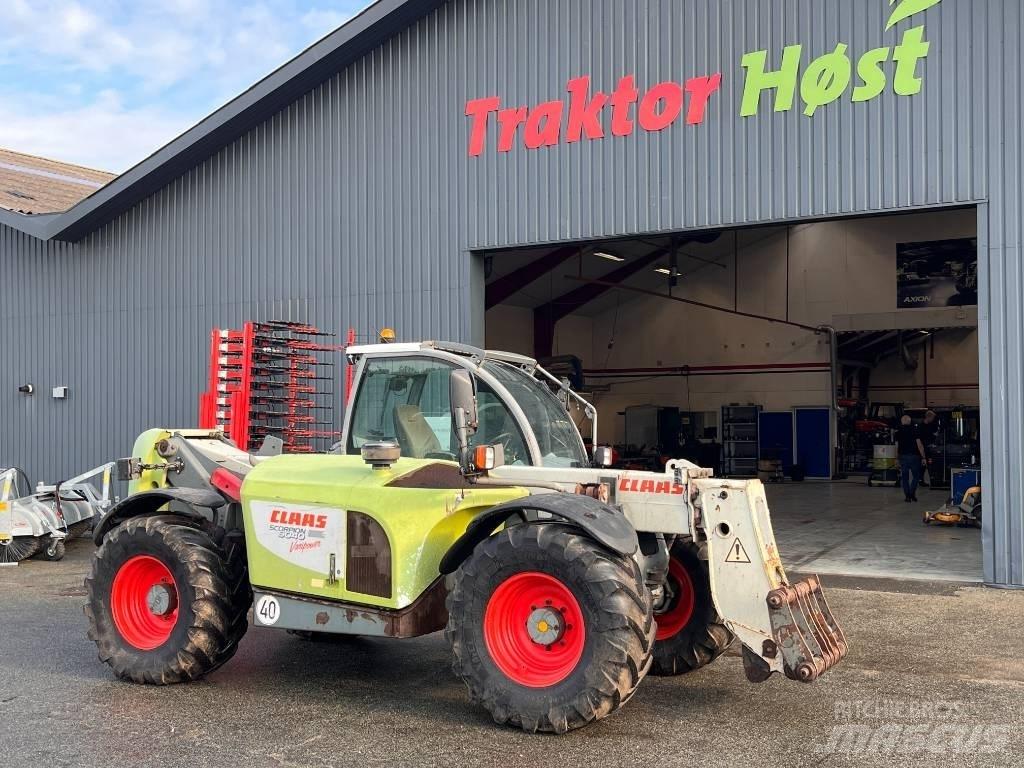 CLAAS SCORPION 9040 農業用伸縮臂裝載機