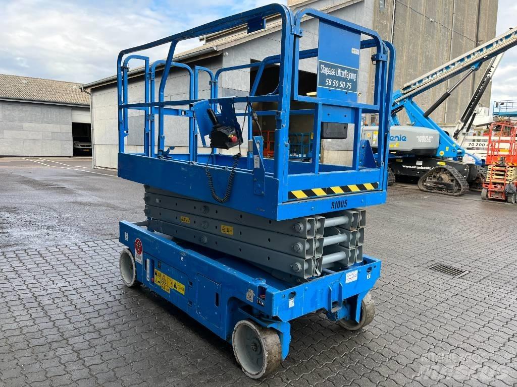 Genie GS 2646 剪式升降機