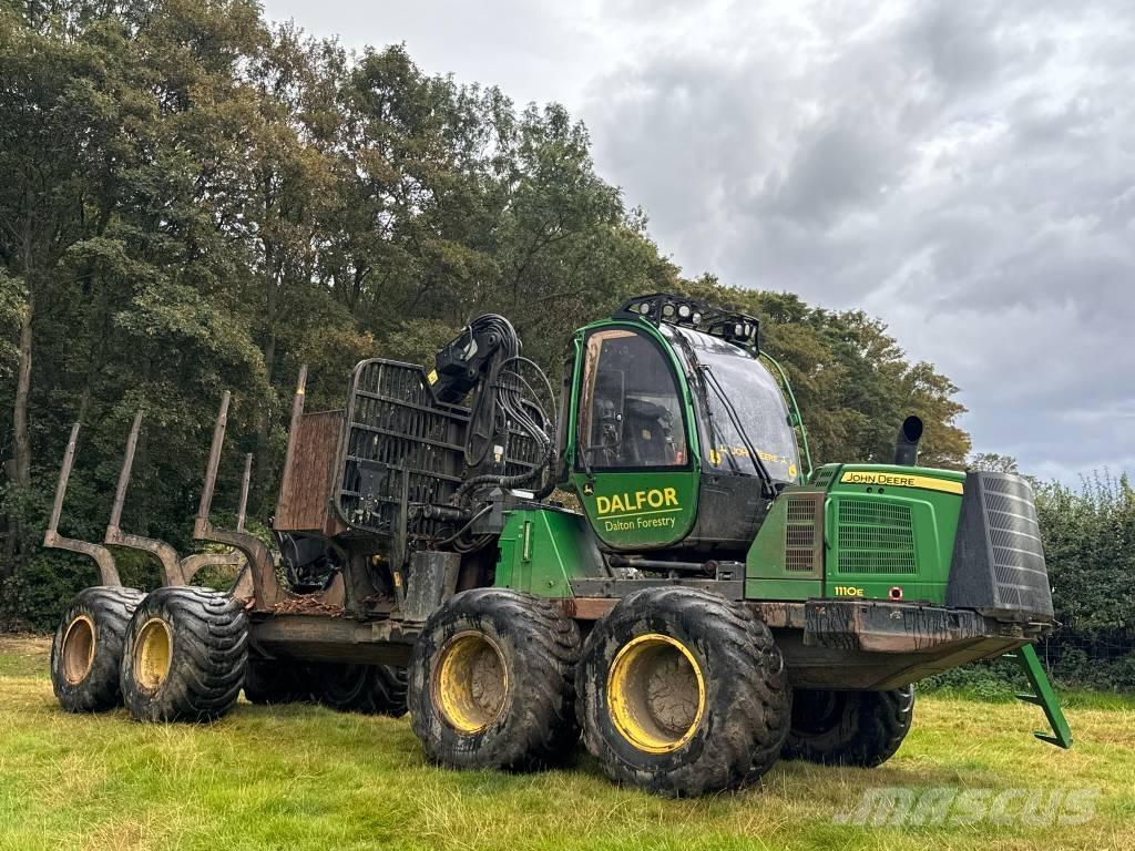 John Deere 1110 E 集運機