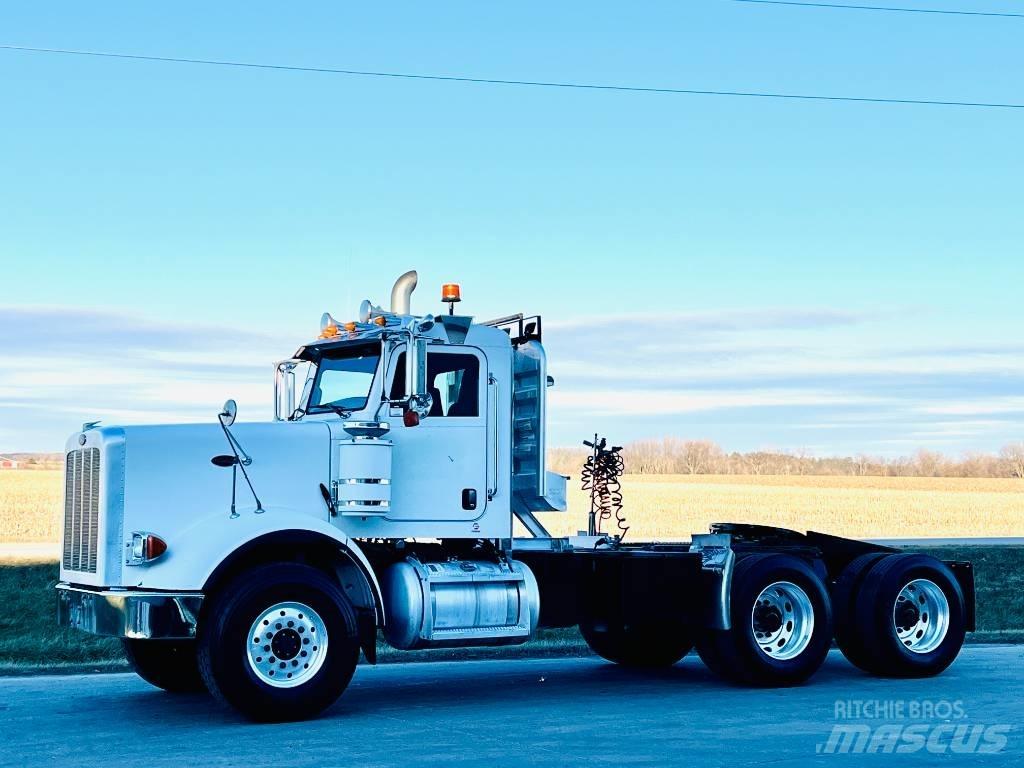 Peterbilt 367 曳引機組件