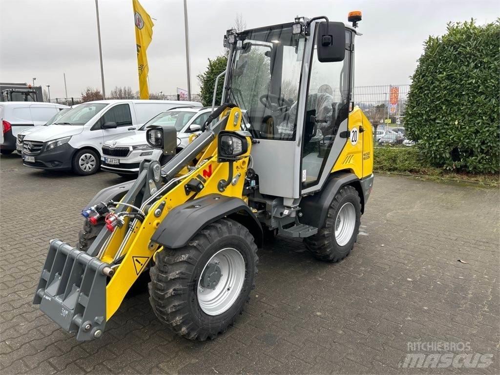 Wacker Neuson WL28 輪胎式裝載機