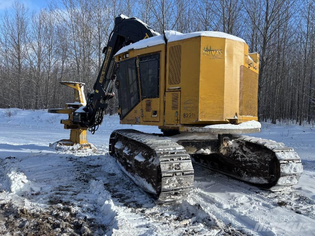 Tigercat 822d 伐木歸堆機