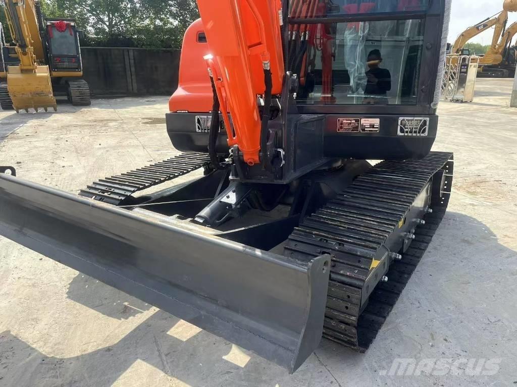 Doosan DX 60-9 C 中型挖土機/掘鑿機/挖掘機 7t-12t