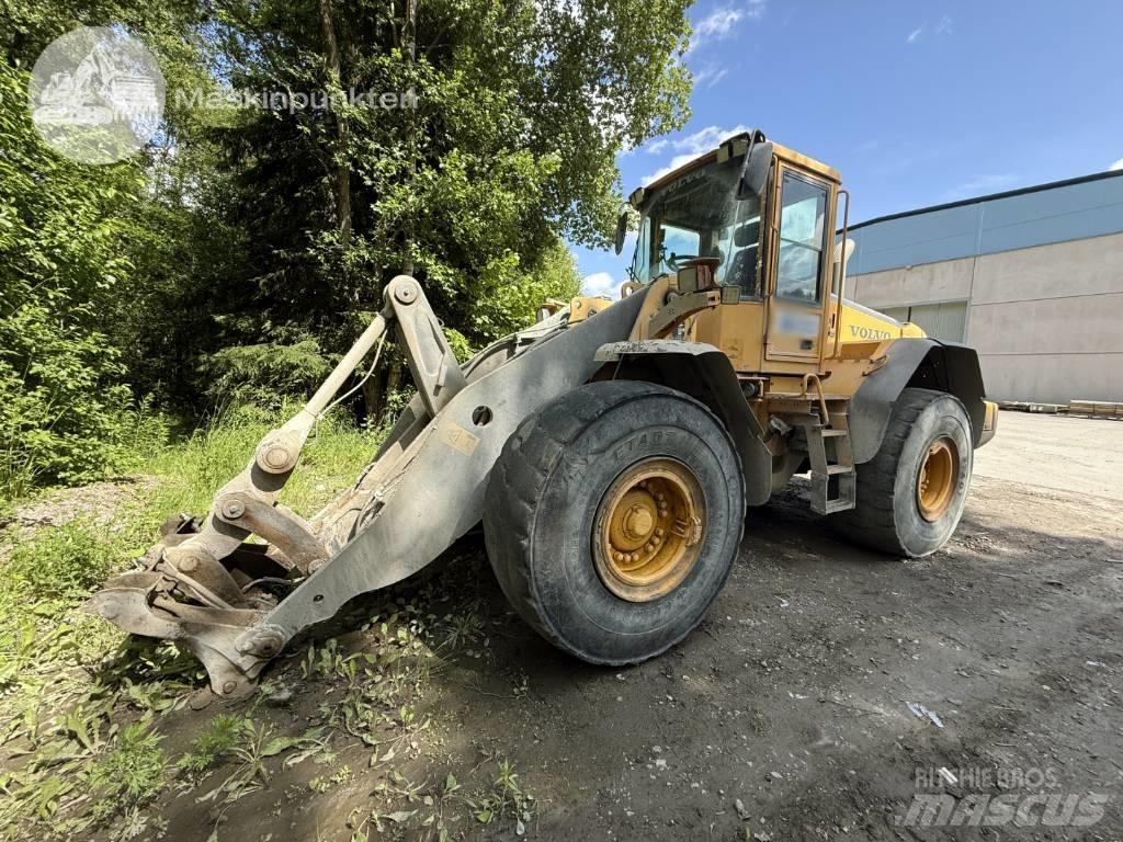 Volvo L 120 輪胎式裝載機