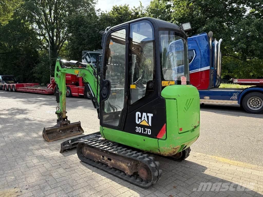 CAT 301.7D 小型挖土機/掘鑿機<7t(小型挖掘機)