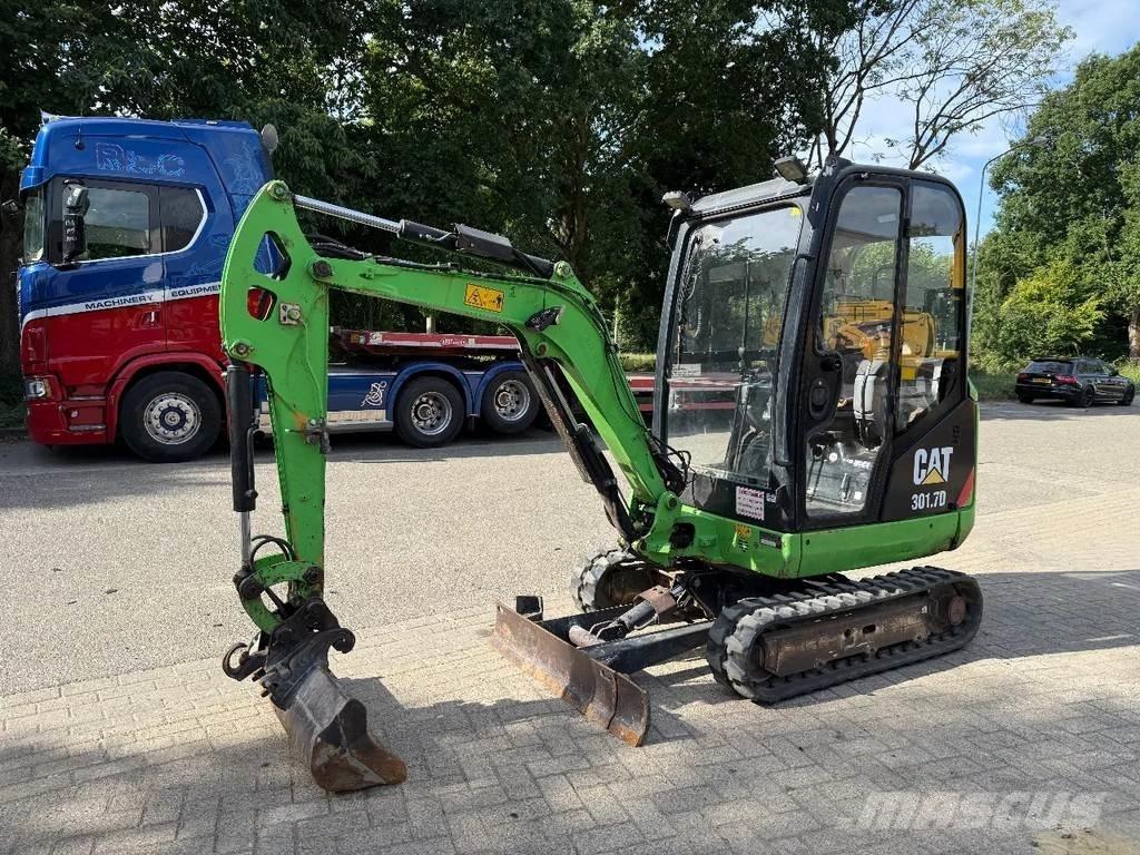 CAT 301.7D 小型挖土機/掘鑿機<7t(小型挖掘機)