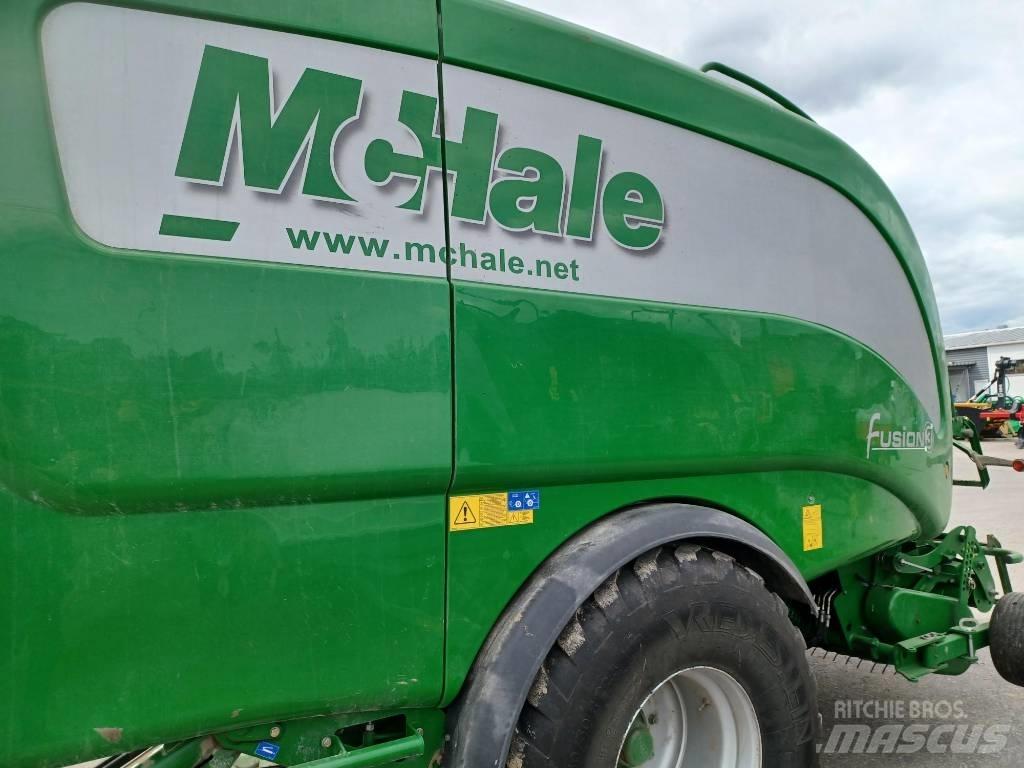 McHale Fusion 3 圓型牧草打包機