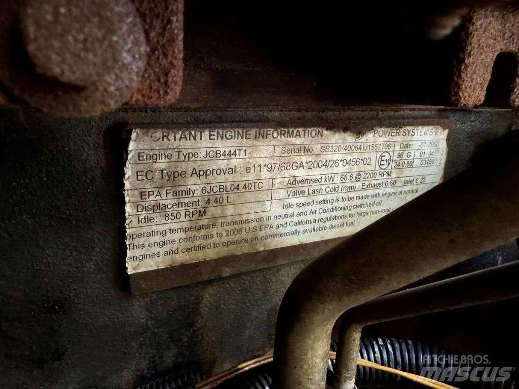 JCB 3 CX 反鏟裝載機