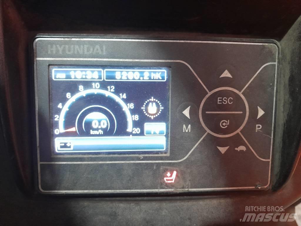 Hyundai 30 BH-9 電動堆高機