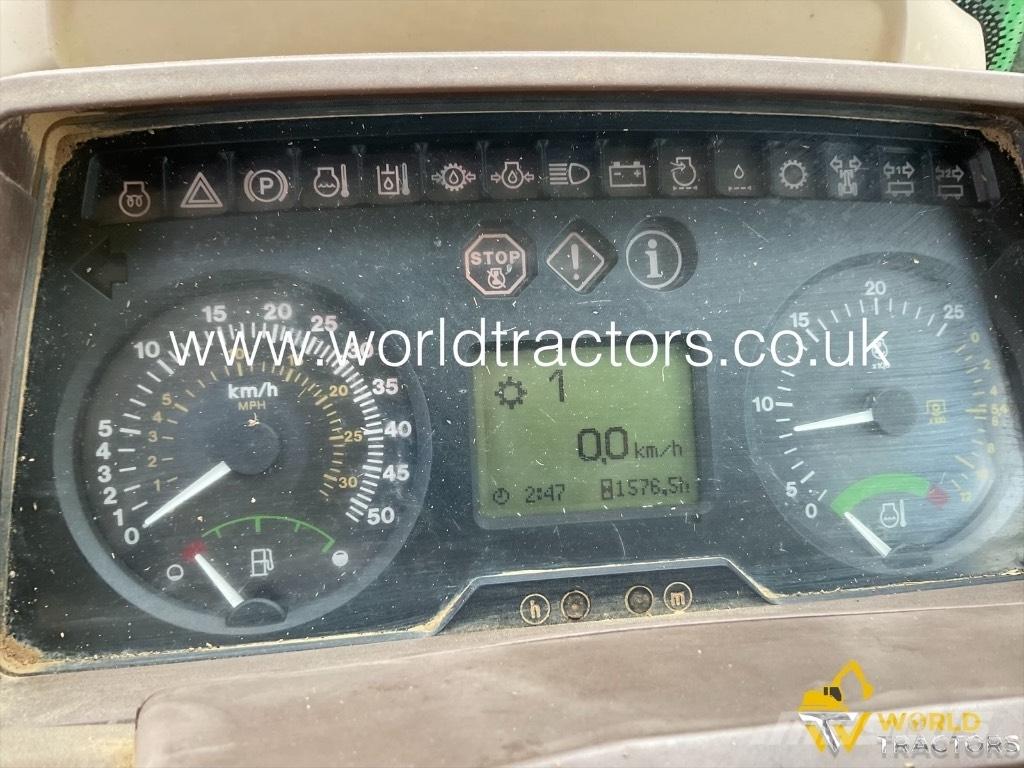 John Deere 6820 曳引機