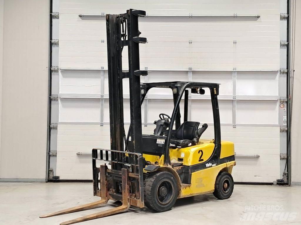 Yale GDP30VX 柴油卡車
