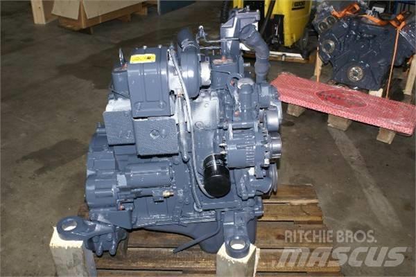 Komatsu S6D102E 引擎/發動機