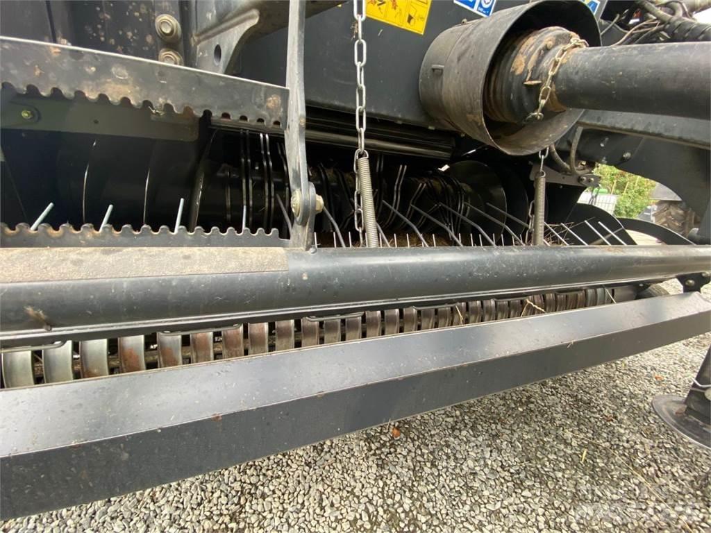 Kuhn VB 2260 圓型牧草打包機