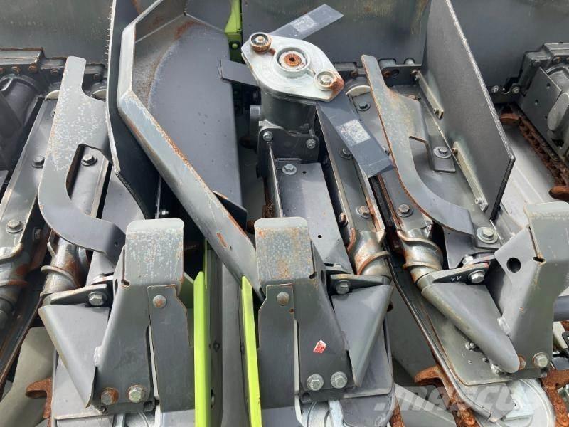 CLAAS CORIO 875 FC 聯合收割機頭