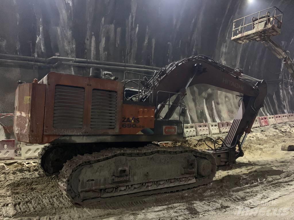Hitachi ZX690LCH-5A 其他