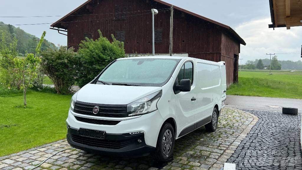 Fiat Talento 車廂