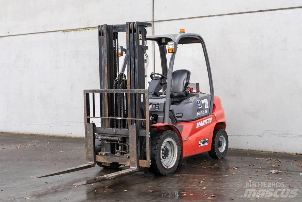 Manitou MI 30 D 柴油卡車