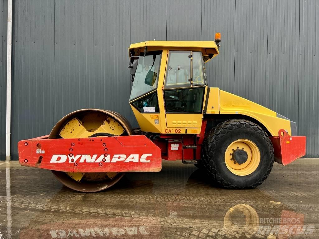 Dynapac CA302D 單輪滾壓機